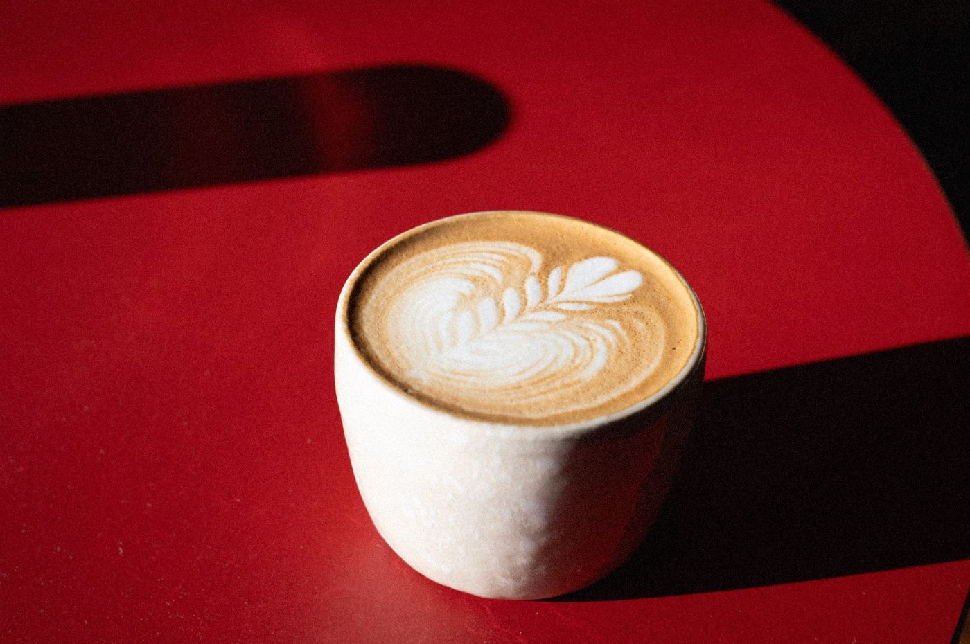 Stretta — Cappuccino mit Latte-Art