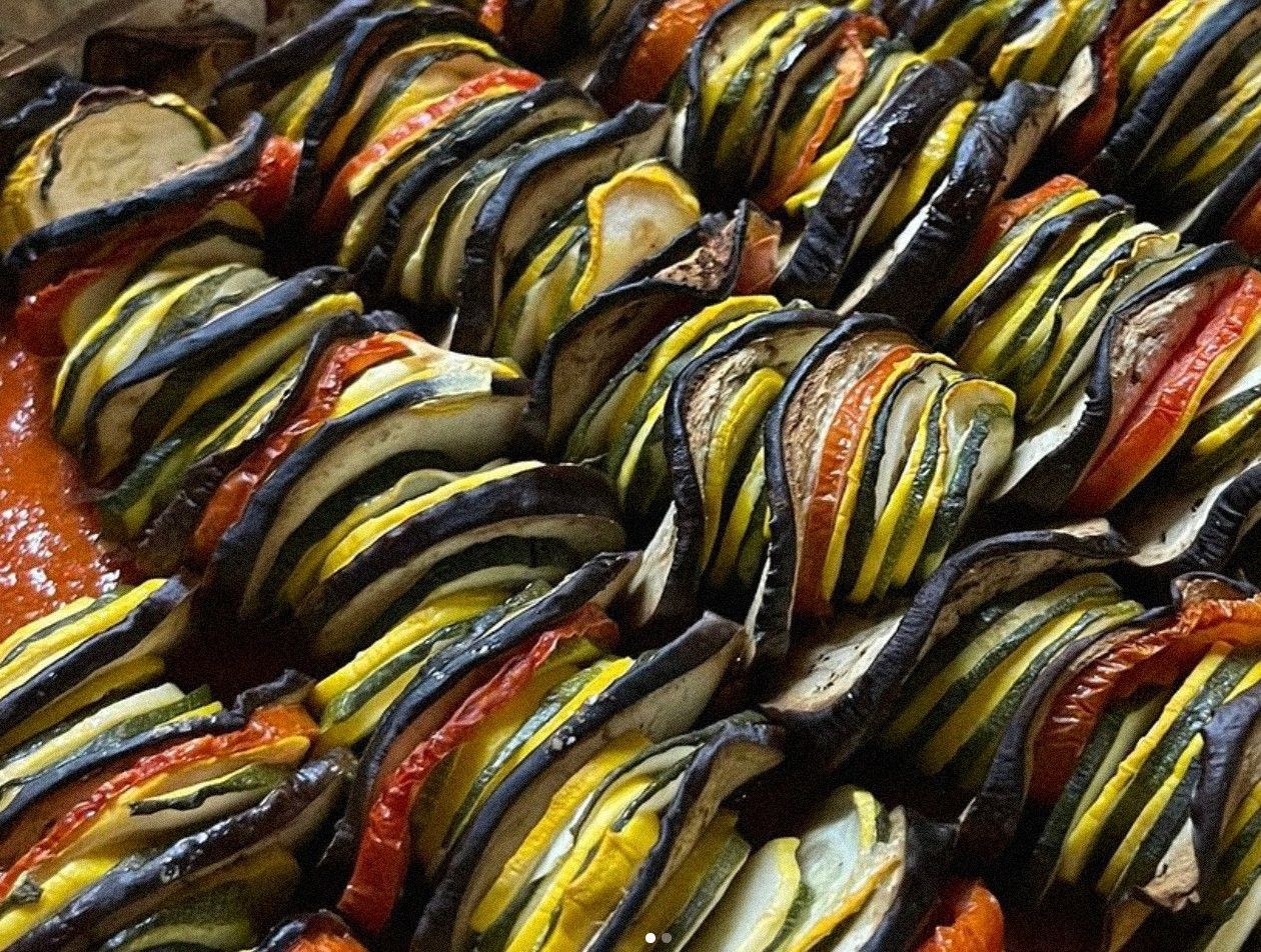 Velo — Gemüse-Tian mit Zucchini, Aubergine & Tomate